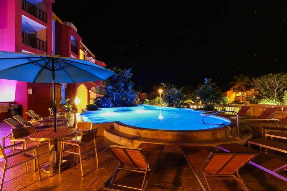 The Plaza Suites هوماكاو المظهر الخارجي الصورة